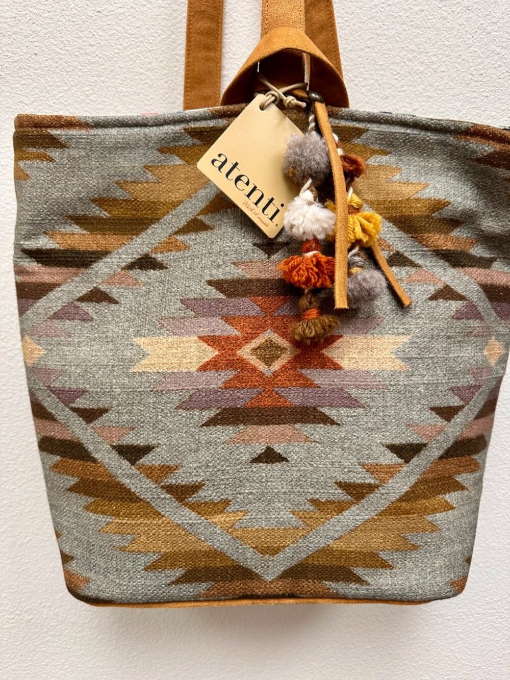 Atenti Aztec Backpack Bag - Picture 4 of 4